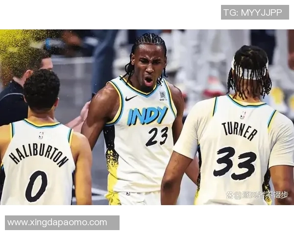 西亚卡姆火力全开!半场高效刷17分4板4助 西亚卡姆火力全开!半场高效刷17分4板4助