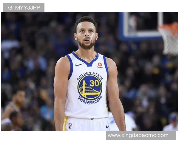 勇士大胜国王！巴特勒带替补太有效，库里精准三分，格林仍被指责