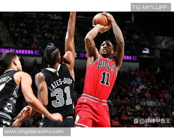 高效爆发！约翰逊半场9中7得到17分8板4助1帽