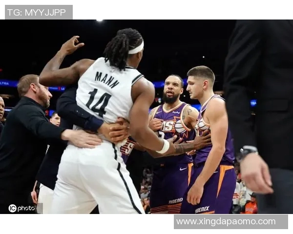 火爆冲突5人吃T!太阳险胜篮网狄龙26分15T濒临禁赛 波特36分